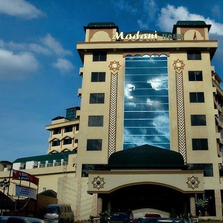 Hotel Madani Medan - Syariah Hotel Exterior photo